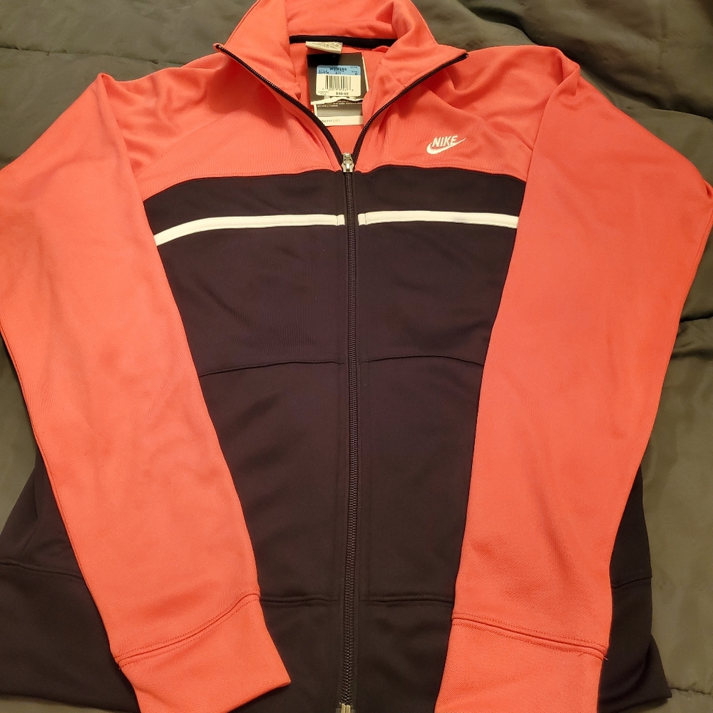 Meduim Nike jacket